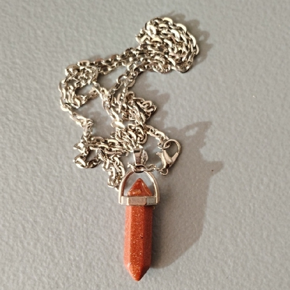 Elegant Rust Brown Crystal Pendant Necklace